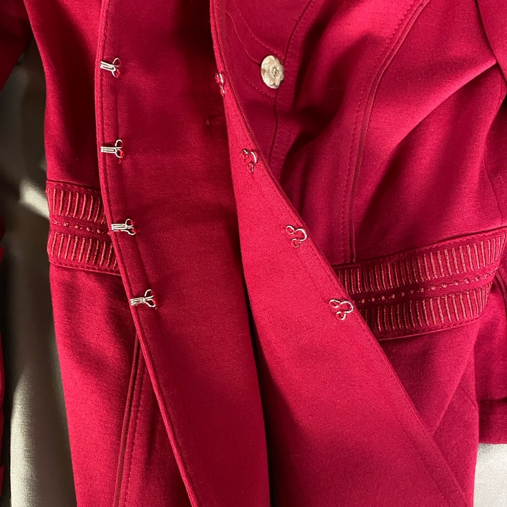 White House Black Market Women's Deep Red Military Style Tailored Blazer Size 6 - Picture 11 of 11